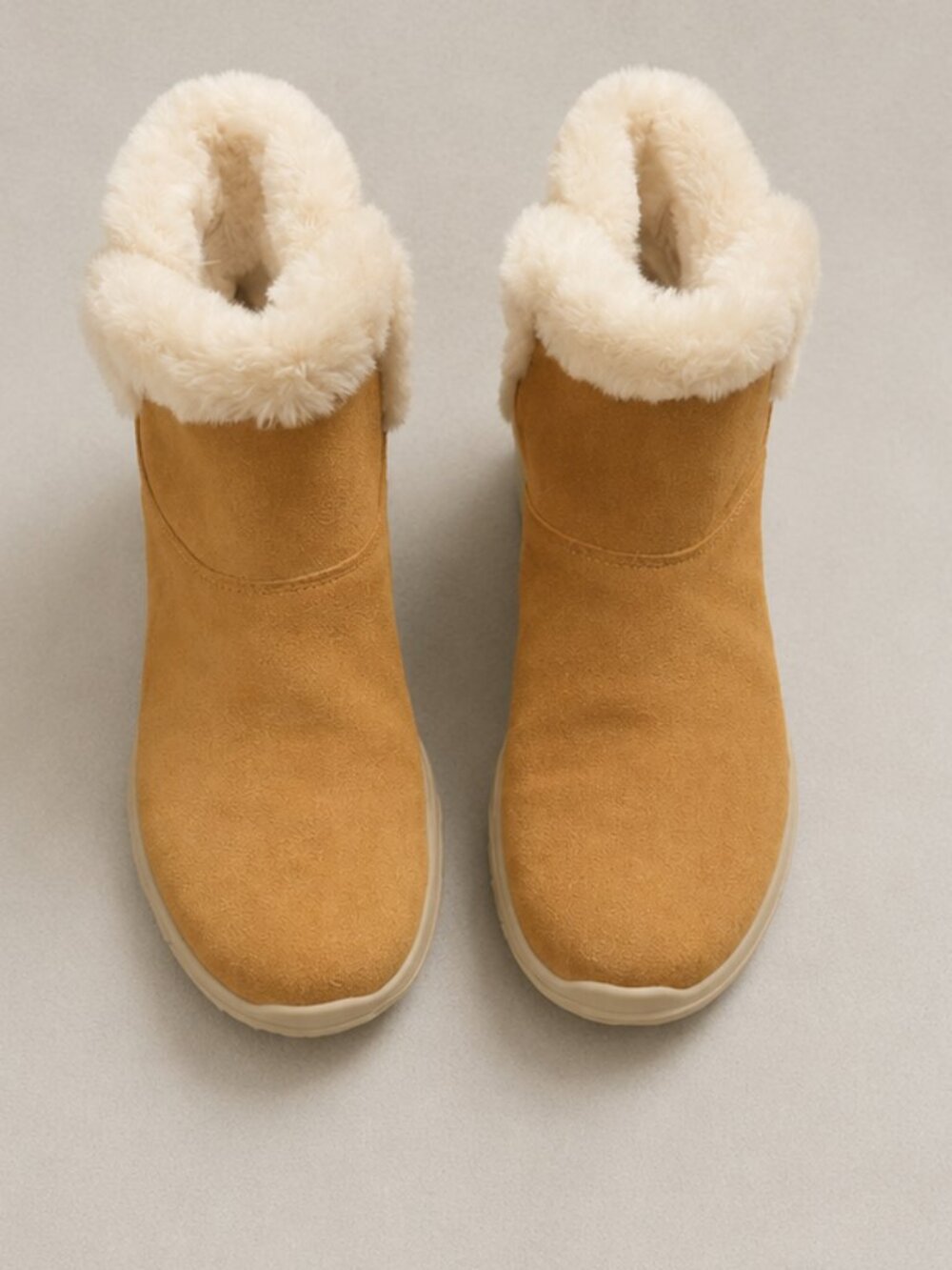 NWOT Skechers GOga Mat Air-Cooled Suede Boots Tan EU 39